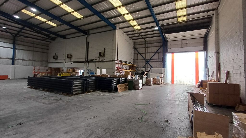 Property photo 2 of 7 Photo 3