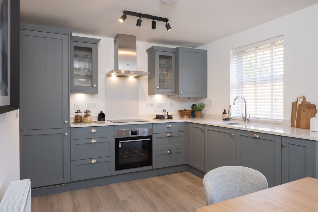 Property photo 2 of 10 Hadley Kitchen