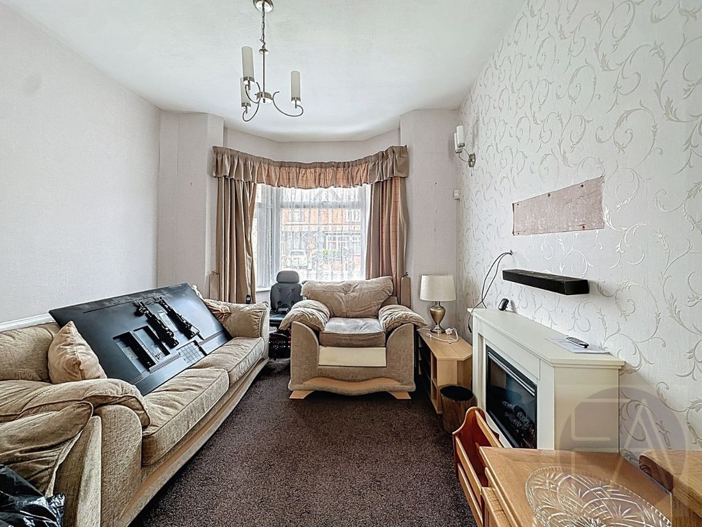 Property photo 2 of 16 4373493