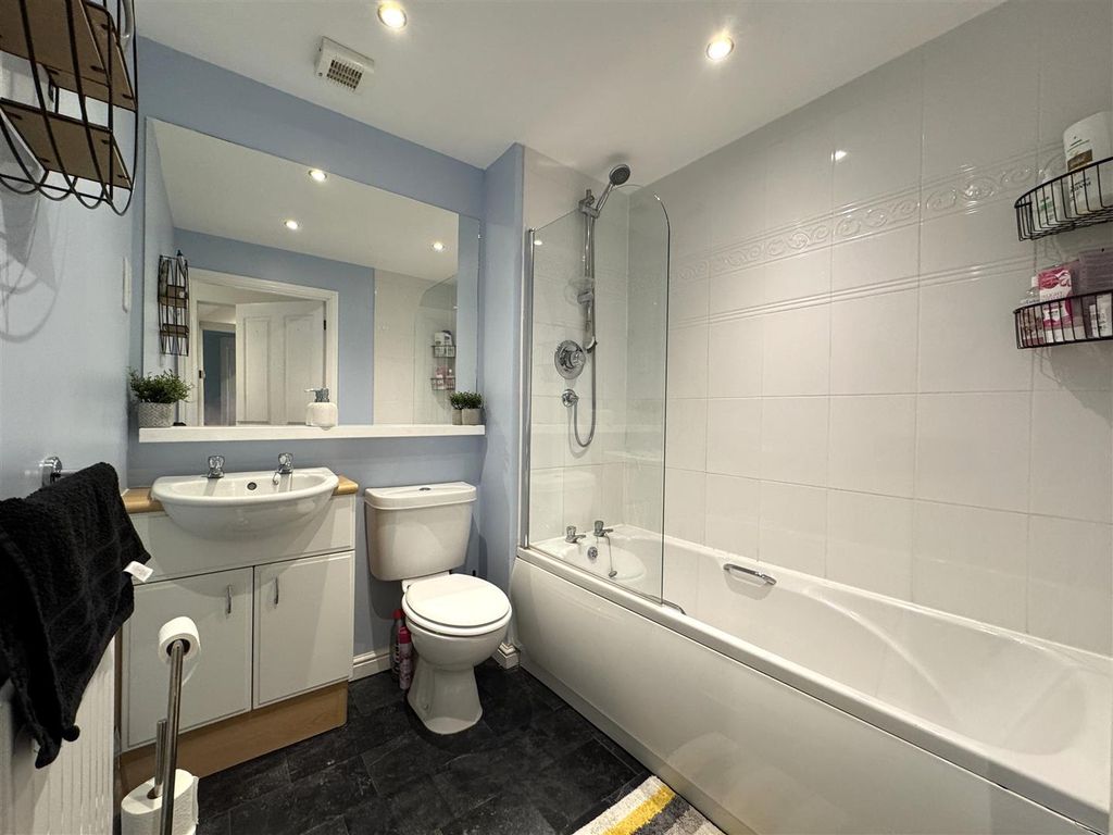 Additional image 8 of 2 bed flat for sale11 Rowan Court, Smithton, Inverness IV2