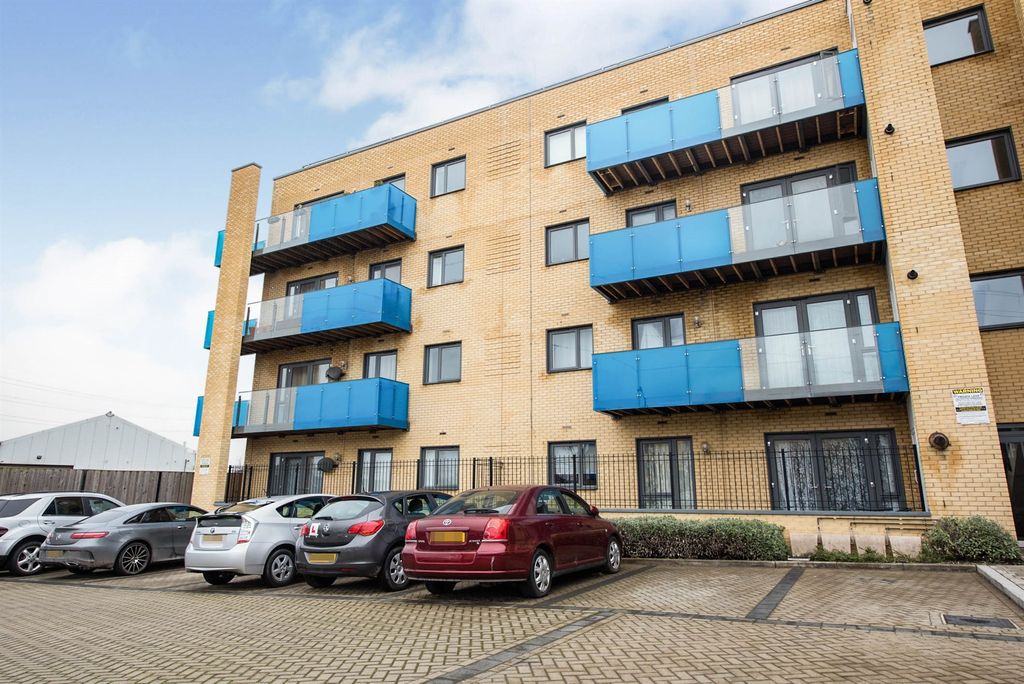 Property photo 2 of 2