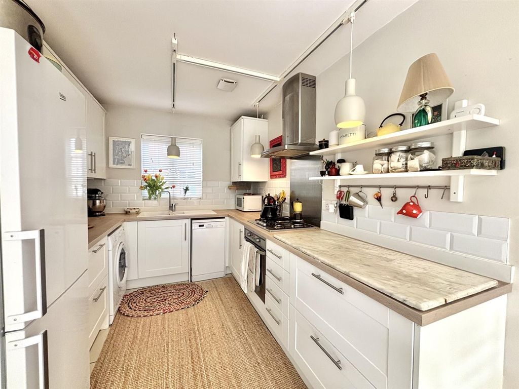 Property photo 2 of 14 Kitchen.Jpg