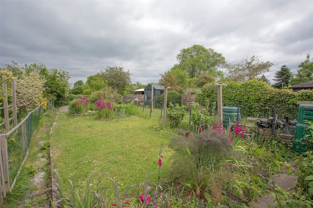 Property photo 3 of 19 Picture No. 31