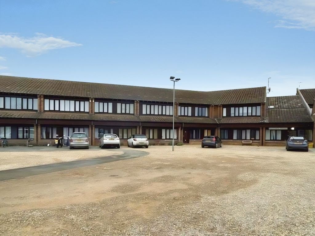 Property photo 1 of 5