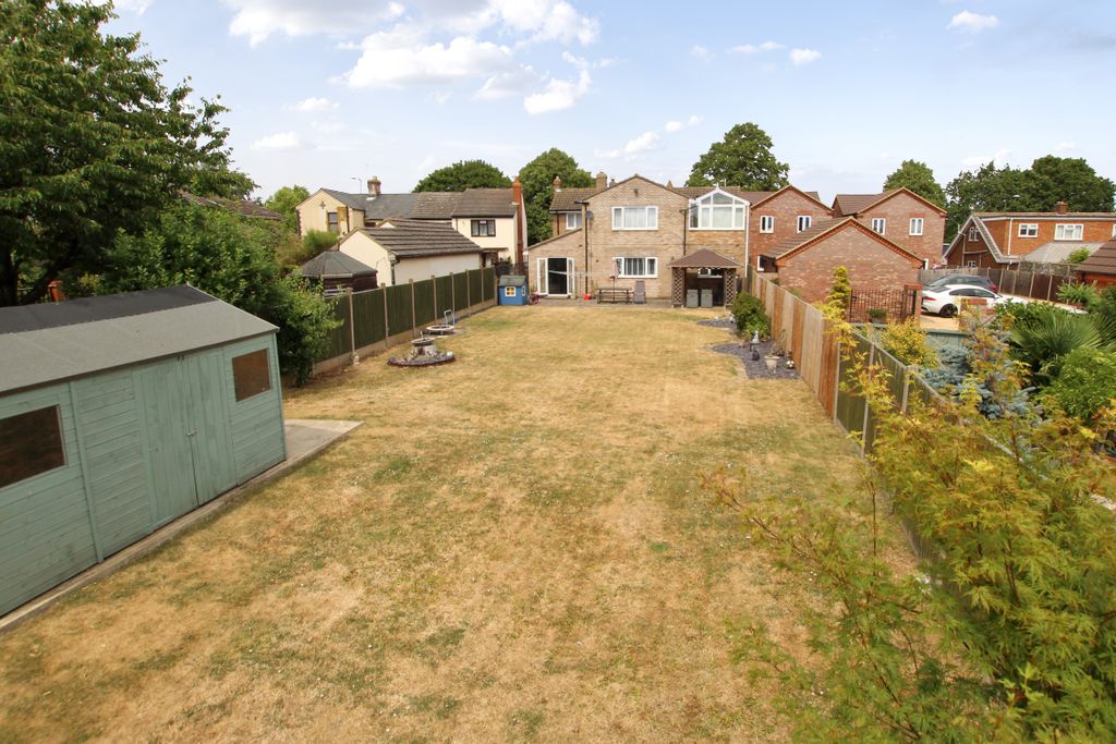 Property photo 1 of 30