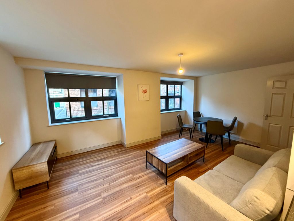 Property photo 3 of 5