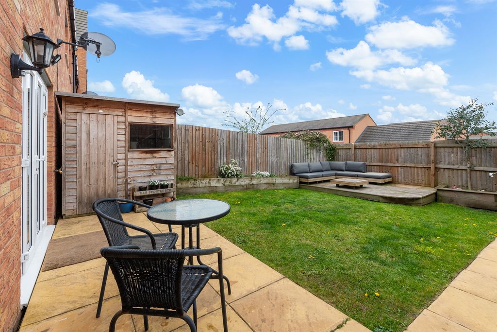 Property photo 2 of 15