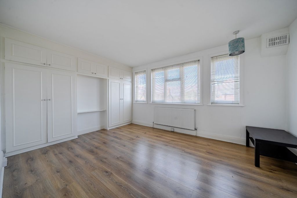 Property photo 1 of 11 Picture No. 08