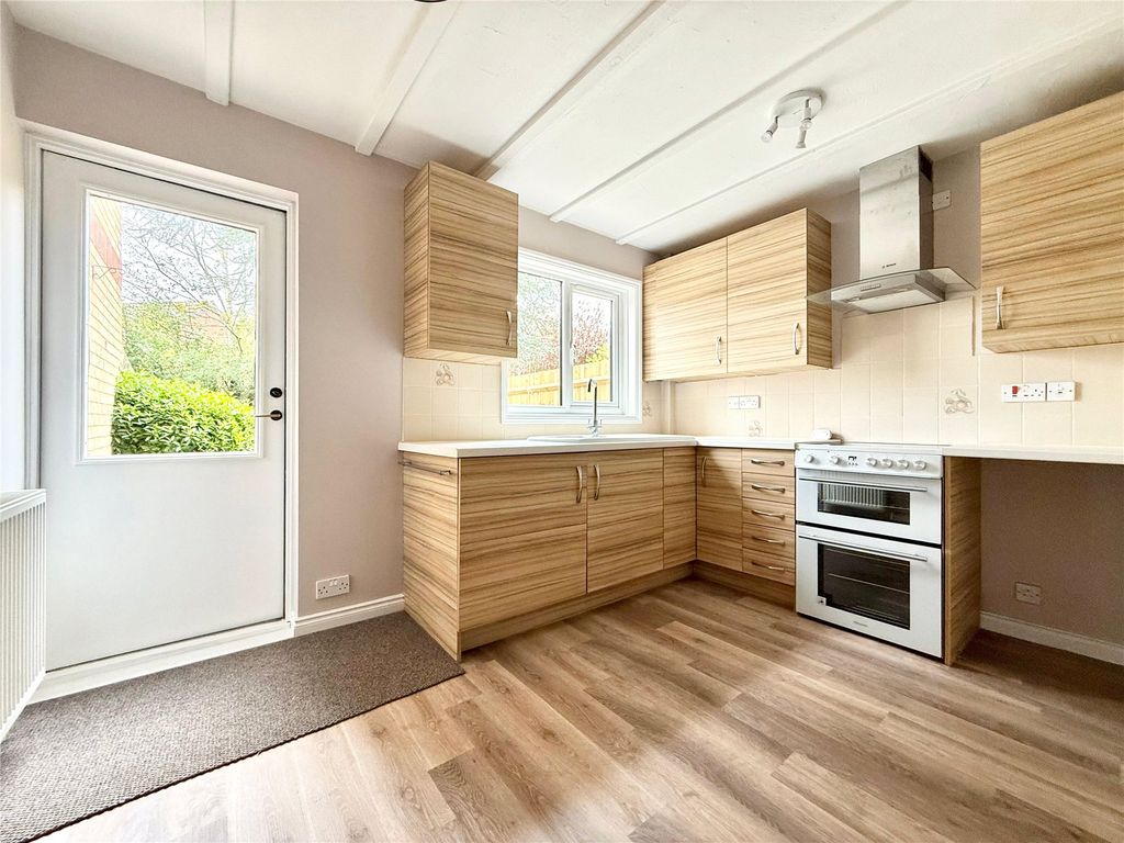 Property photo 2 of 11 Picture No. 06