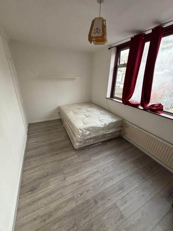 Property photo 2 of 15 Photo 2