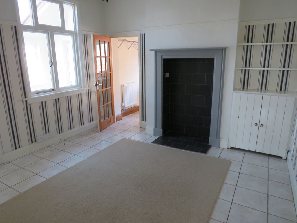 Property photo 2 of 15 Family Room