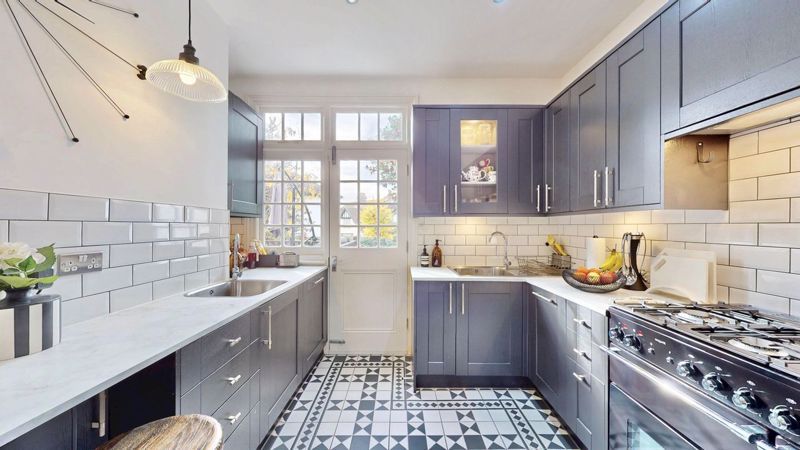 Property photo 3 of 13 Photo 12