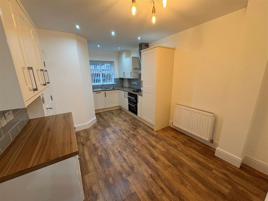 Property photo 2 of 17 6.Jpg