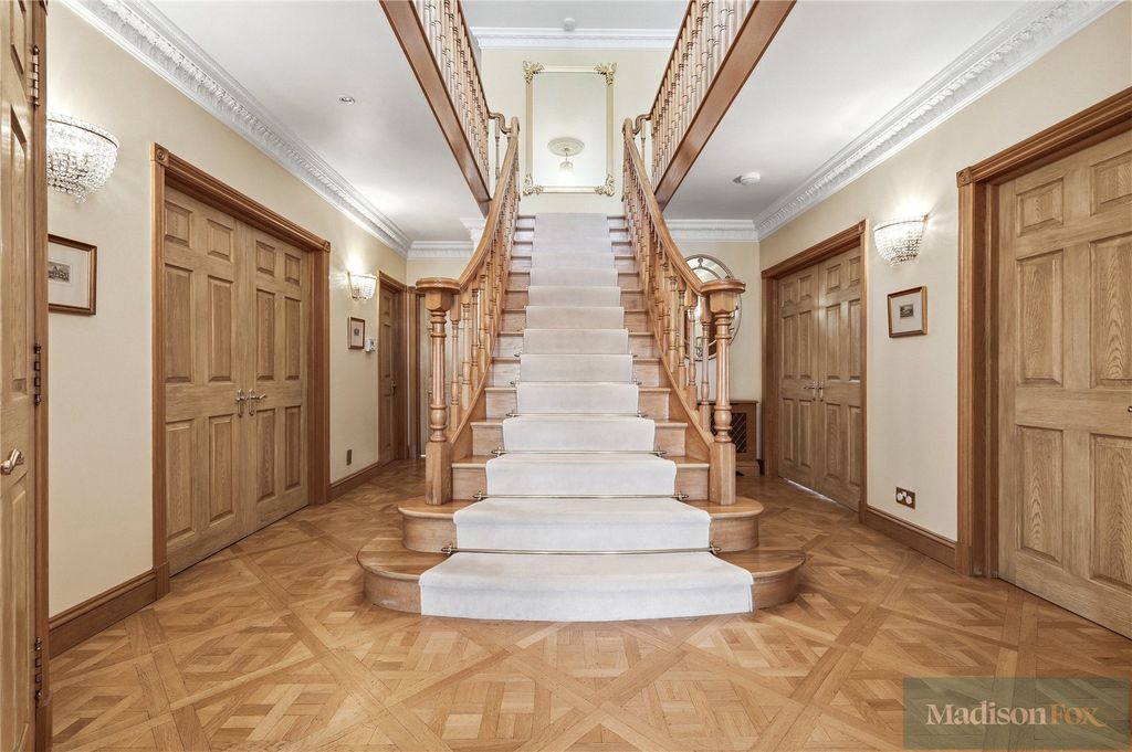 Property photo 2 of 53 Picture No. 07