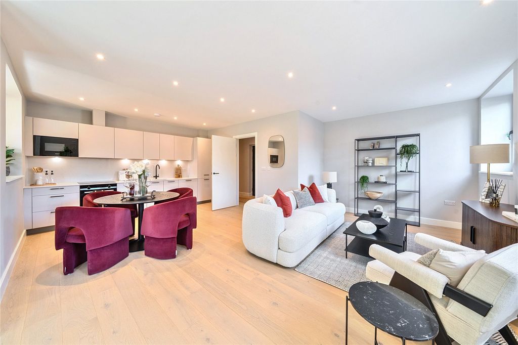 Property photo 2 of 13 Picture No. 22