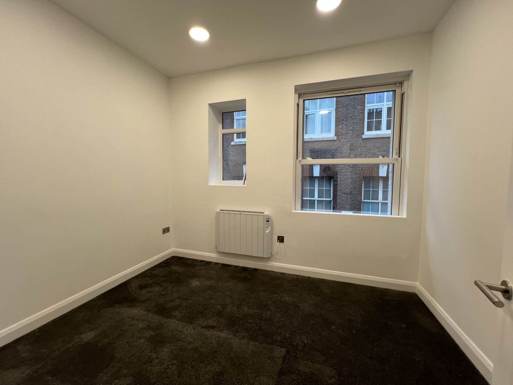 Property photo 1 of 4