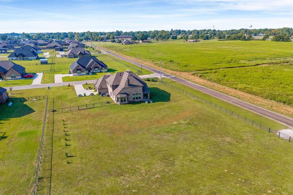 Property photo 3 of 31 <Alttext/>