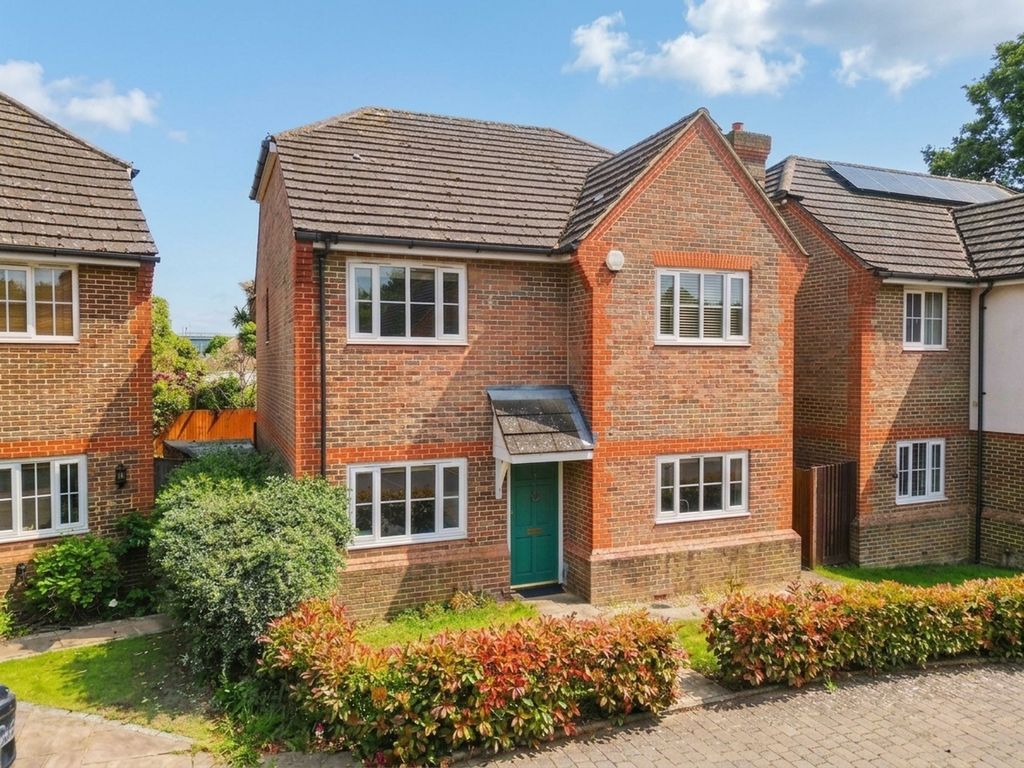 Property photo 1 of 30