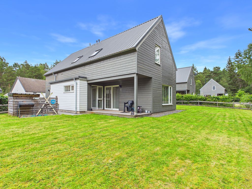 Property photo 2 of 30