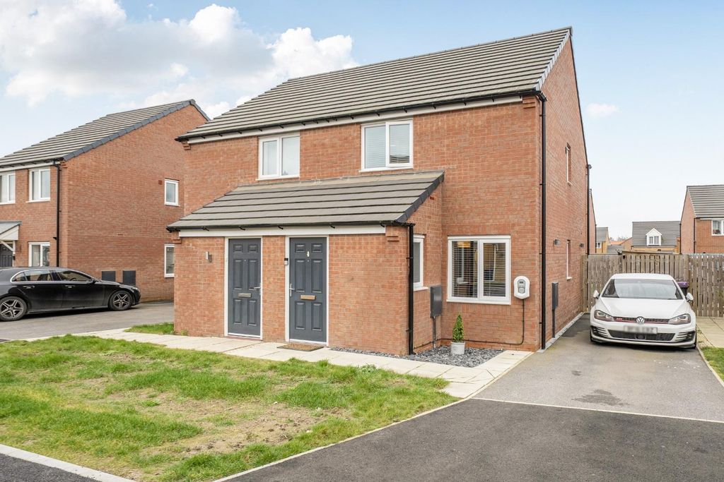 Property photo 1 of 16 Front.Jpg