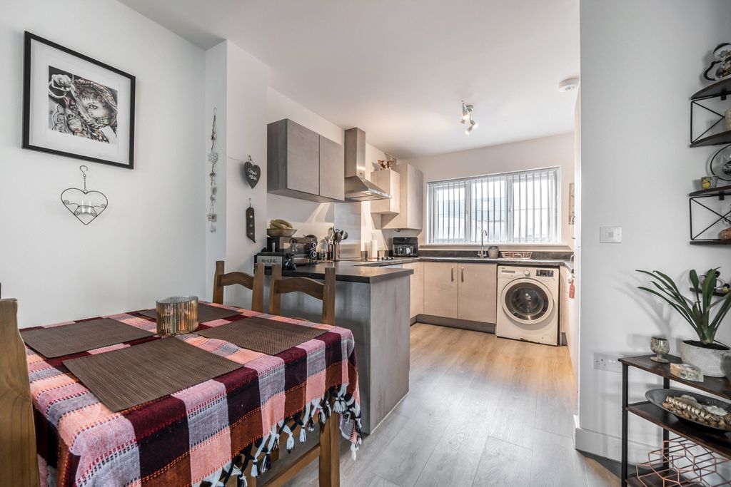 Property photo 3 of 13 Picture No. 07