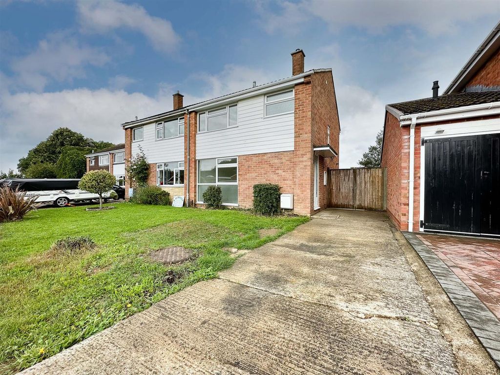 Property photo 1 of 10 Exterior