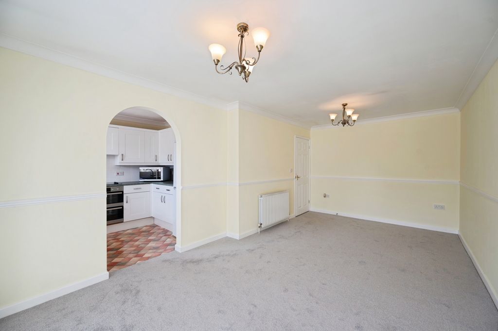 Property photo 3 of 14 Pbox-Img.Jpg