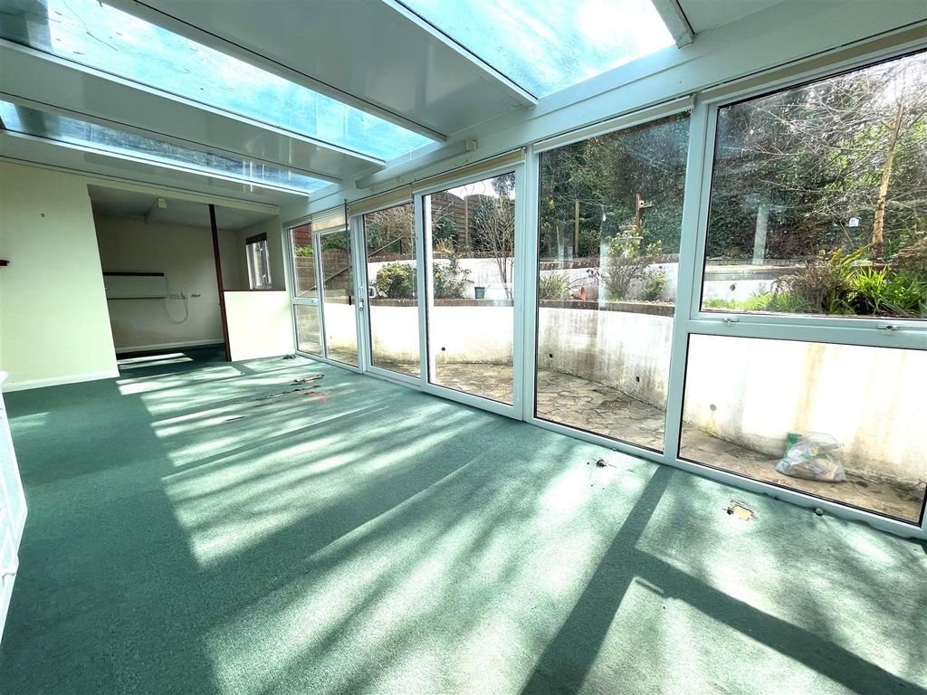 Property photo 2 of 10 3.Jpg