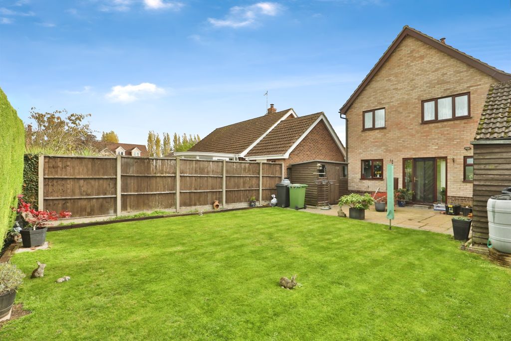 Property photo 2 of 17