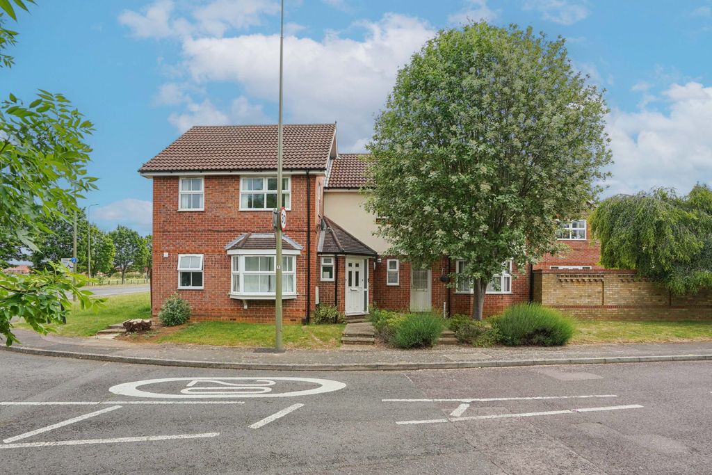 Property photo 1 of 11
