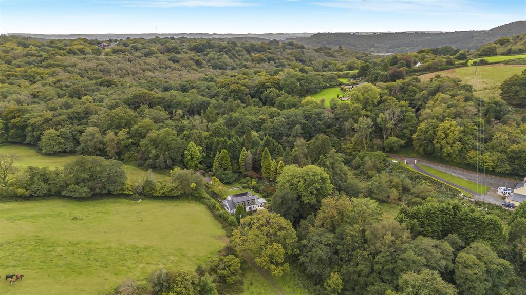 Property photo 2 of 42 30-Dji_20250916162436_0028_D.Jpg
