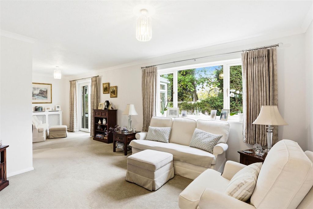 Property photo 3 of 25 1567676022 - 13.Jpg