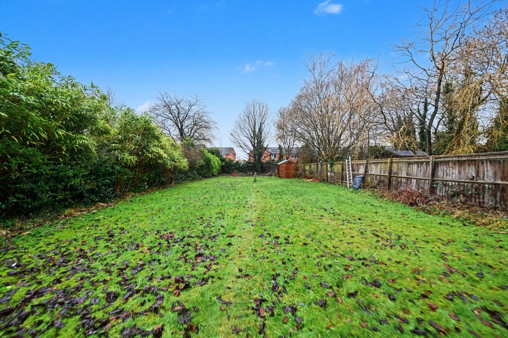 Property photo 2 of 23