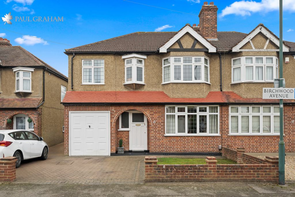 Property photo 1 of 22