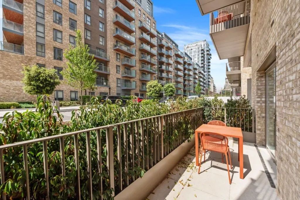 Property photo 2 of 2