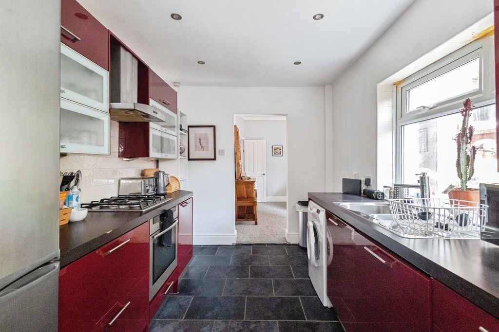 Property photo 3 of 17 Pbox-Img.Jpg