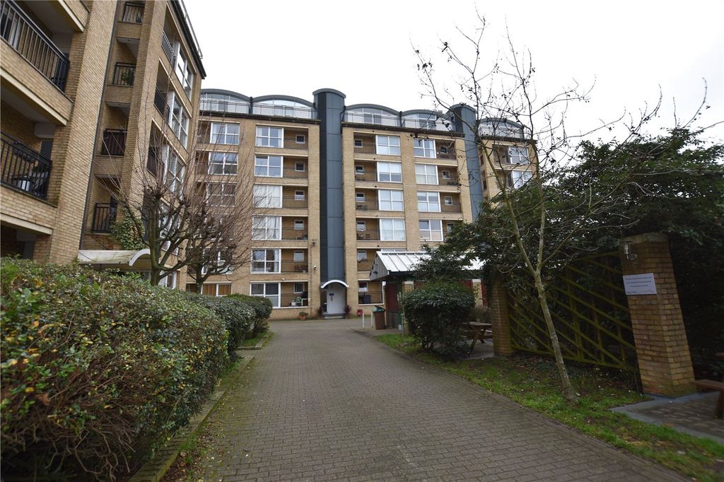 Property photo 1 of 6 Picture No. 08