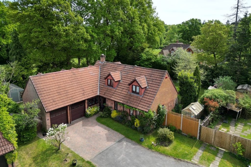 Property photo 1 of 26