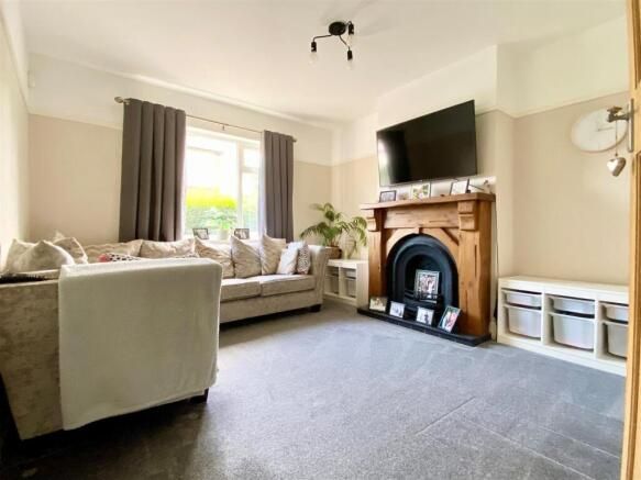 Property photo 3 of 12