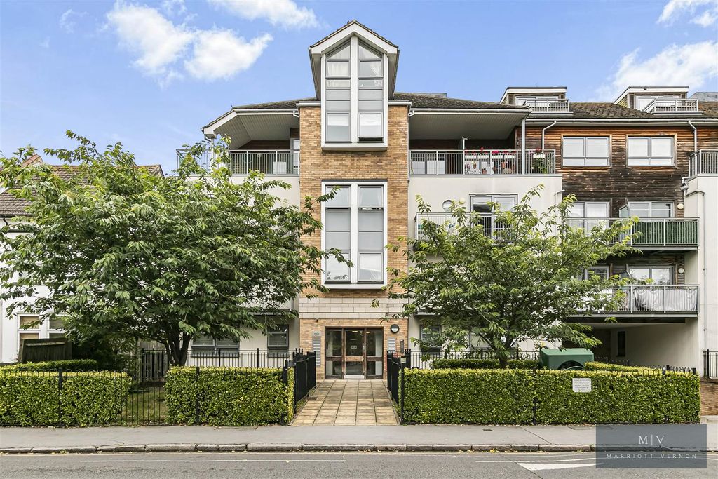 Property photo 1 of 10 Dunedin Court F3 Marriott-1.Jpg