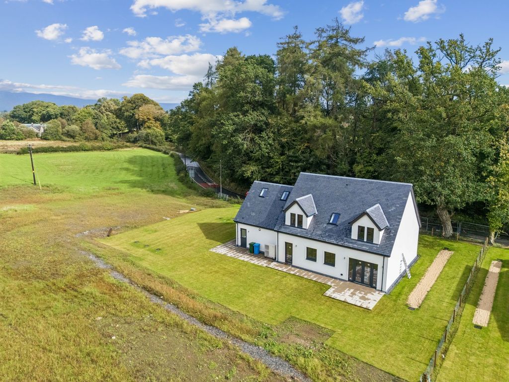 Property photo 2 of 43 Picture No. 03