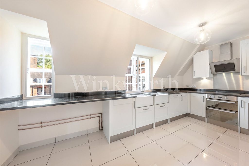 Property photo 2 of 17 Picture No. 09