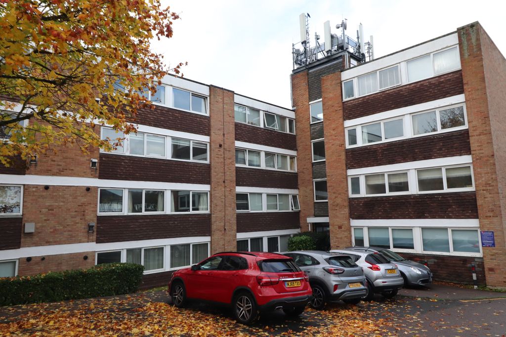 Property photo 1 of 8 Front