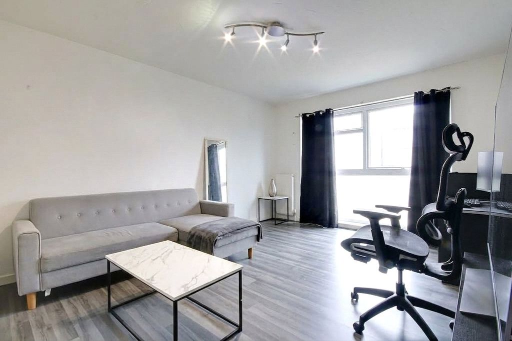Property photo 3 of 10 Picture No. 07