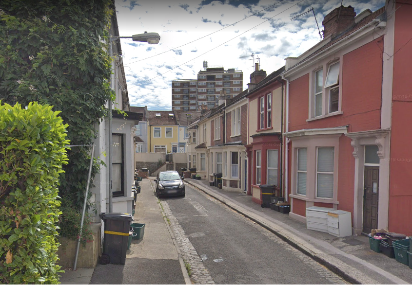 Property photo 1 of 5