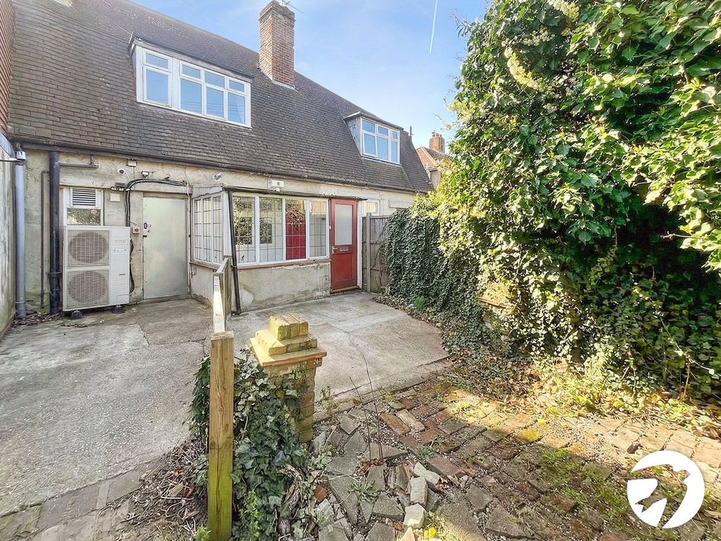 Property photo 1 of 9 Picture No. 19