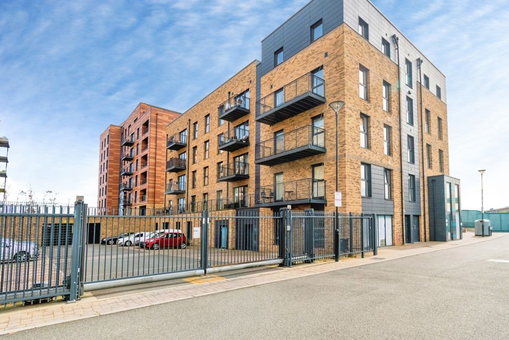 Property photo 1 of 10 Pbox-Img.Jpg