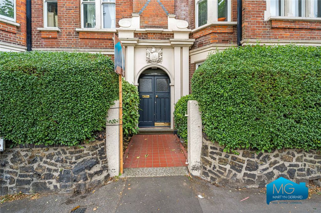 Property photo 1 of 29 Picture No. 21