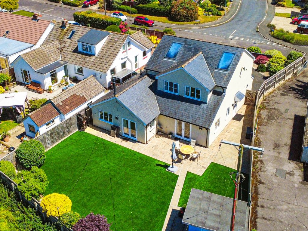 Property photo 2 of 34 5210665