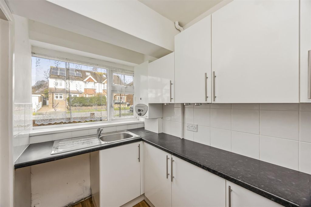 Property photo 3 of 13 Kitchen